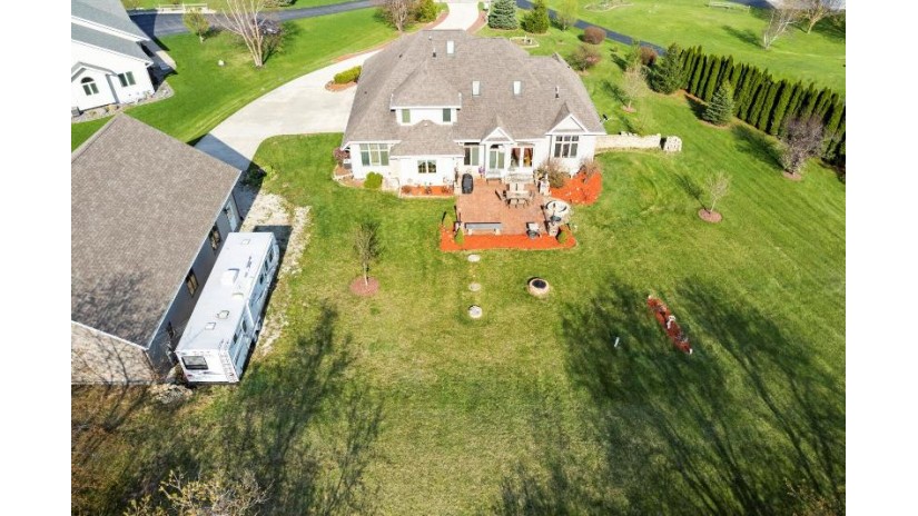 W9629 Breidsan Hill Dr Whitewater, WI 53190 by 1st Choice Properties $695,000