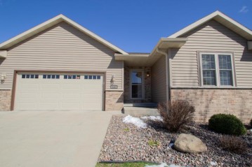 335 S Goldenrod Dr, Sun Prairie, WI 53590-0001