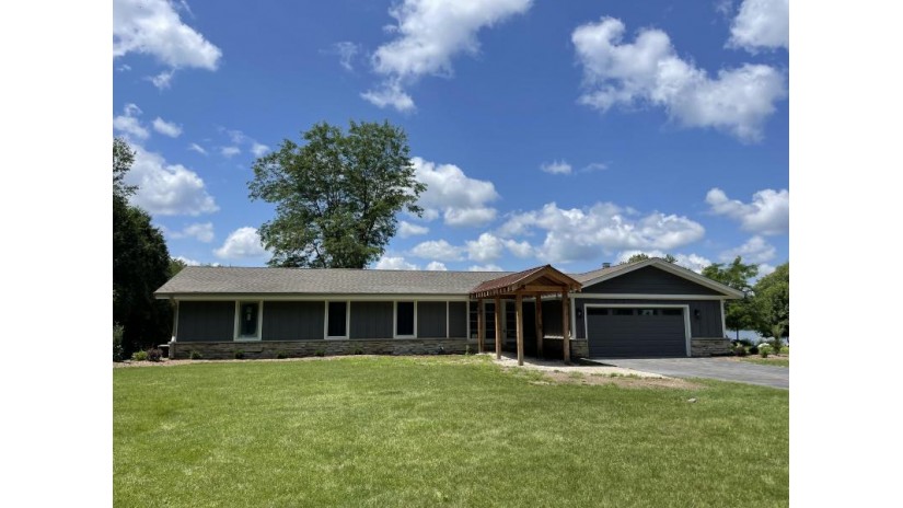 5221 Little Cedar Ln West Bend, WI 53095 by Compass RE WI-Northshore $2,350,000