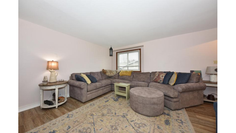 420 Menomonee Ave 420 1/2 South Milwaukee, WI 53172 by Resolute Real Estate LLC - 414-412-9790 $336,000