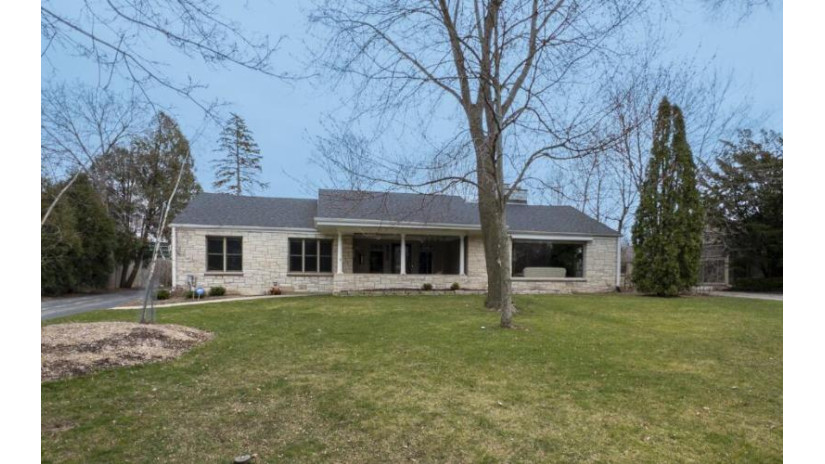 6986 N Elm Tree Rd Glendale, WI 53217 by McKenna Real Estate LLC $485,000