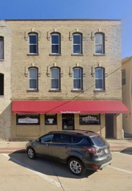 117 S Second St, Whitewater, WI 53190