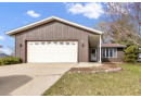 925 Wheelock Dr, Hartford, WI 53027 by Homestead Realty, Inc $314,000