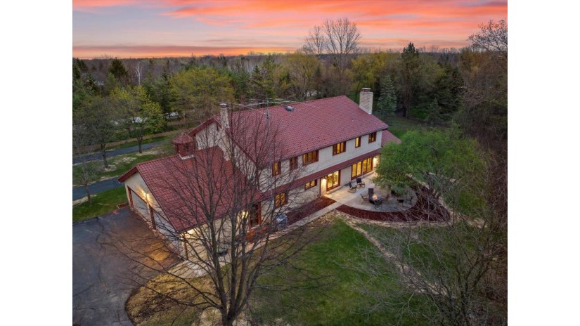 9117 N Greenbrook Rd River Hills, WI 53217 by Powers Realty Group - suzanne@powersrealty.com $1,395,000