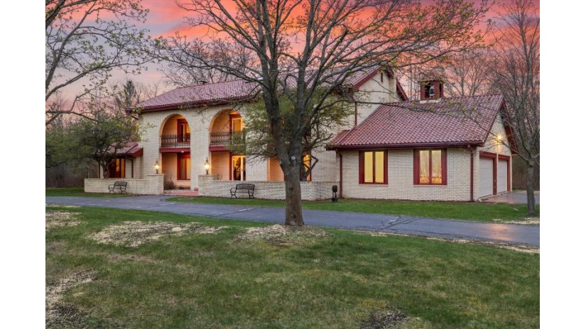 9117 N Greenbrook Rd River Hills, WI 53217 by Powers Realty Group - suzanne@powersrealty.com $1,395,000