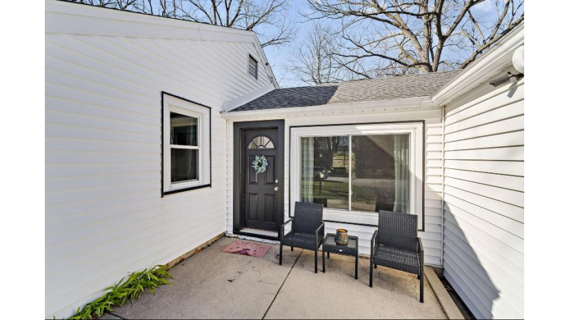 12124 W Vliet St Wauwatosa, WI 53226 by EXP Realty, LLC~MKE $335,000