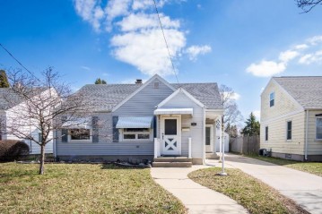 7607 30th Ave, Kenosha, WI 53142