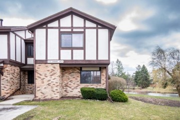 5735 Cambridge Cir 6, Mount Pleasant, WI 53406-2853