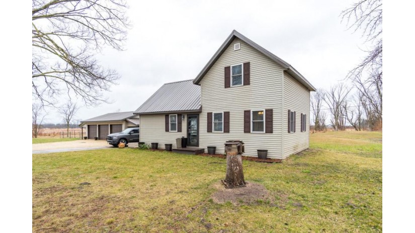 W7068 County Road Zn - Onalaska, WI 54650 by Neitzel Realty, LLC $314,900