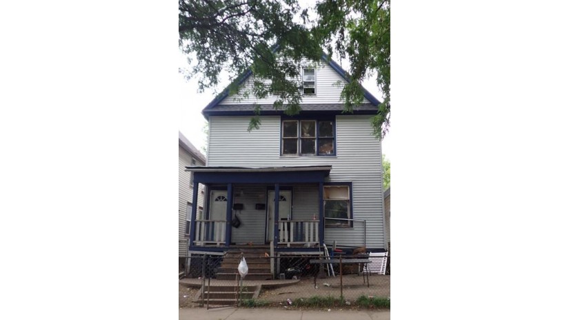 3130 N 11th St 3132 Milwaukee, WI 53206 by Redevelopment Authority City of MKE $10,000
