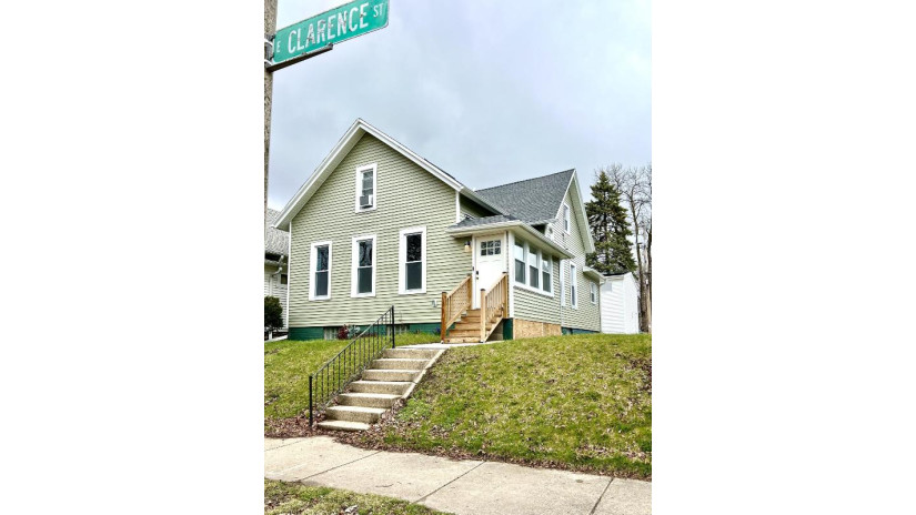 326 E Clarence St Milwaukee, WI 53207 by Keller Williams Realty-Lake Country $524,900