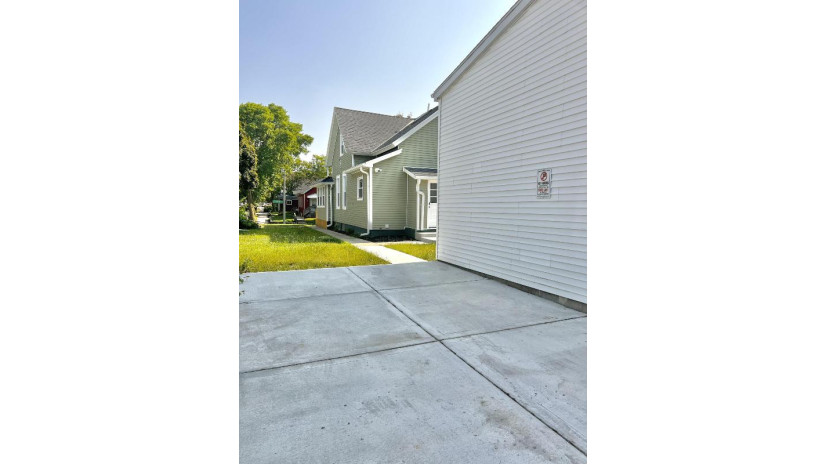 326 E Clarence St Milwaukee, WI 53207 by Keller Williams Realty-Lake Country $524,900