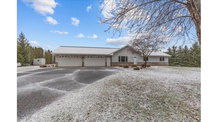 1248 Lakeview Rd Farmington, WI 53090 by Hanson & Co. Real Estate $499,900