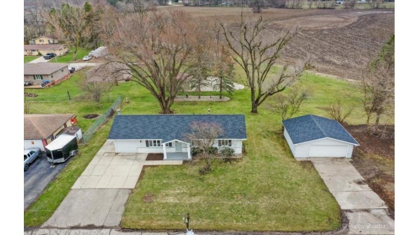 W1477 Highland Blvd Bloomfield, WI 53128 by Northwest Suburban Real Estate $299,900