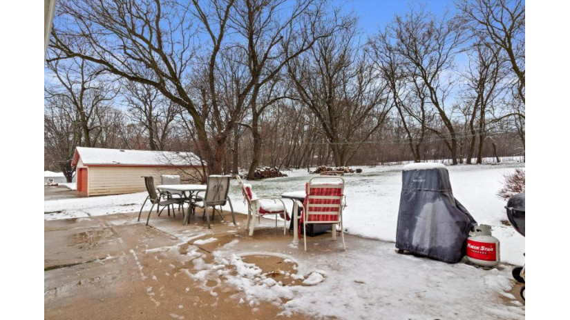 N56W26222 Richmond Rd Lisbon, WI 53089 by First Weber Inc - Delafield $299,900