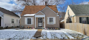 3747 N 36th St, Milwaukee, WI 53216-3003