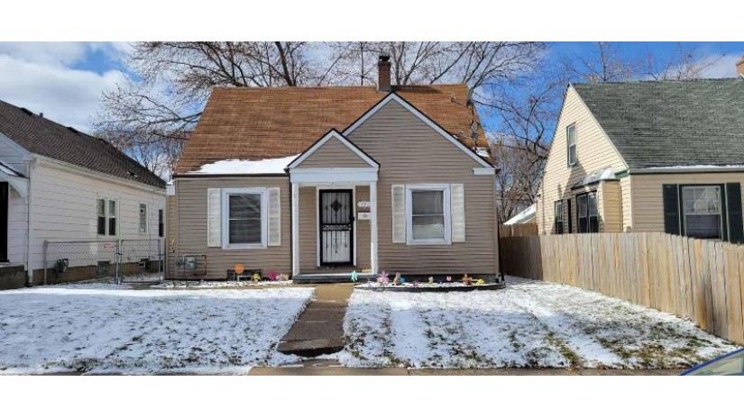 3747 N 36th St Milwaukee, WI 53216 by Lannon Stone Realty LLC $69,900
