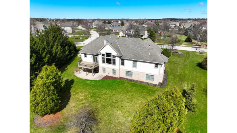 1122 Four Winds Way Hartland, WI 53029 by Prestige Realty WI LLC $945,000