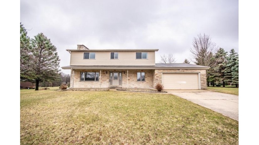 2035 Paradise Dr Trenton, WI 53095 by Emmer Real Estate Group $389,900