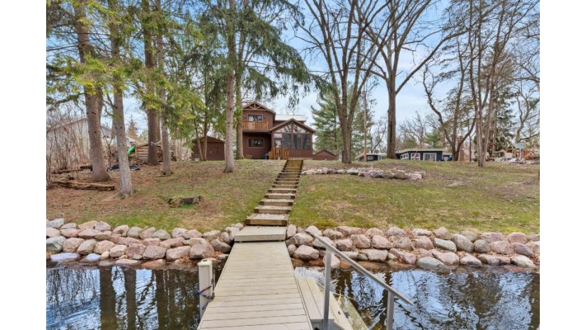 W376S5119 E Pretty Lake Rd Ottawa, WI 53118 by Realty Dreams LLC $809,900