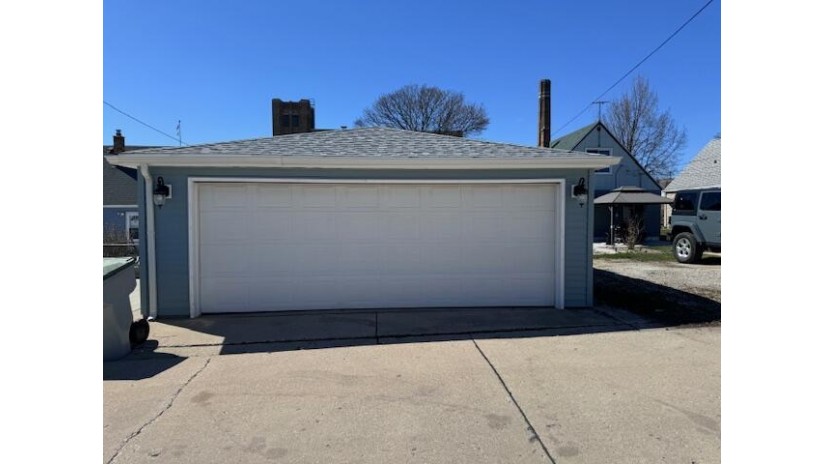 3628 S 17th St Milwaukee, WI 53221 by Coldwell Banker Realty $219,900