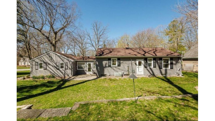 1418 N 123rd St Wauwatosa, WI 53226 by RE/MAX Lakeside-West $387,500