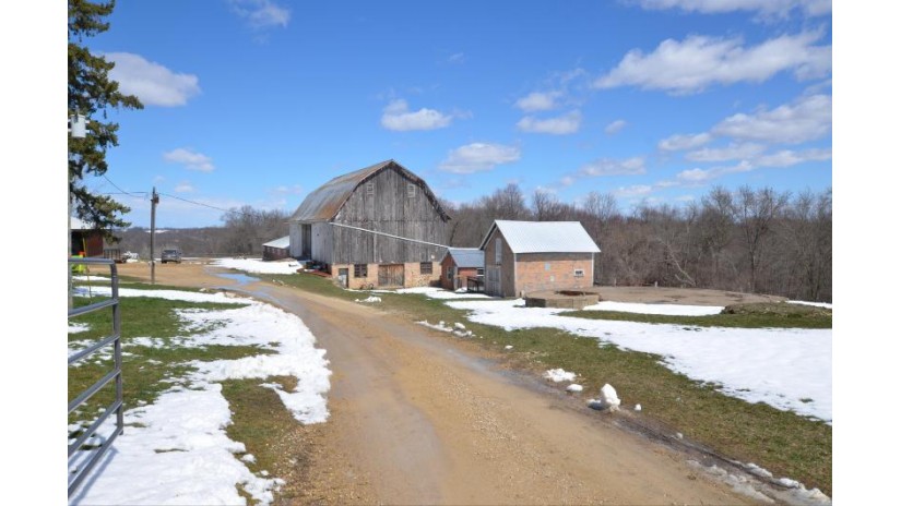 E9674 County Rd Ss - Liberty, WI 54665 by United Country - Oakwood Realty, LLC $425,000