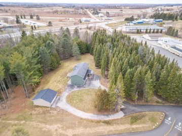 4939 Connemara Ct, Sheboygan, WI 53083-1879