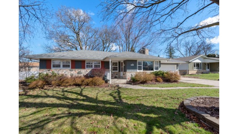 11056 W Derby Ave Wauwatosa, WI 53225 by Keller Williams Realty-Milwaukee North Shore $349,900