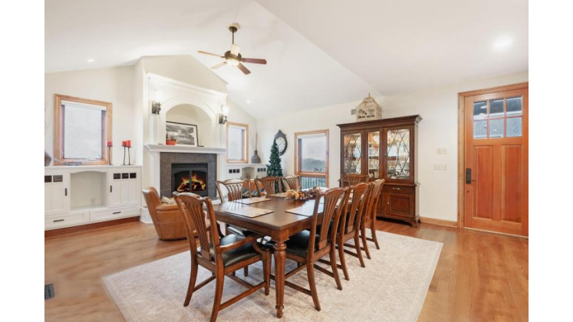 W263N6209 Ridge Dr Lisbon, WI 53089 by Compass RE WI-Lake Country $1,399,000