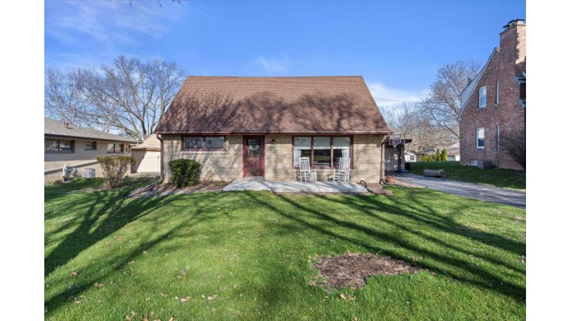 646 N 104th St Wauwatosa, WI 53226 by Tailored For You Real Estate, LLC $349,900