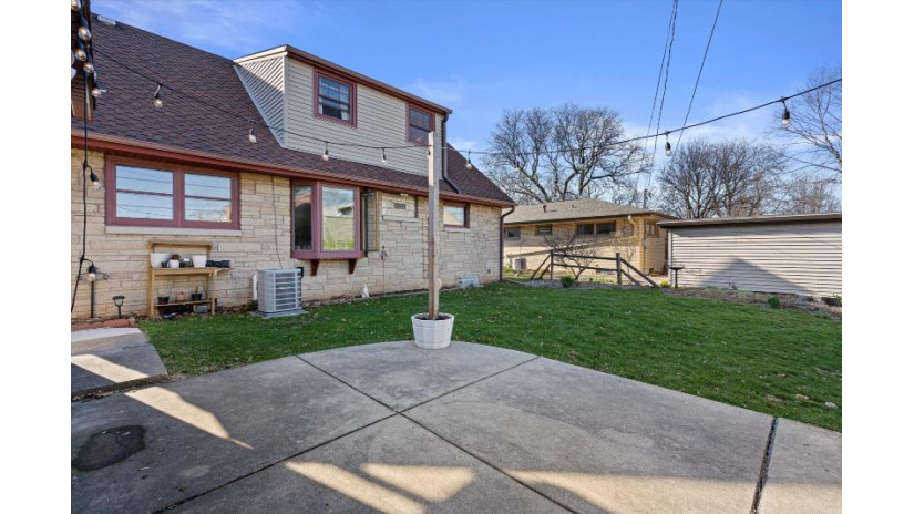 646 N 104th St Wauwatosa, WI 53226 by Tailored For You Real Estate, LLC $349,900