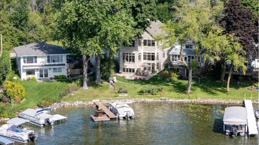 5648 W Lake Dr West Bend, WI 53095 by Leitner Properties $2,250,000