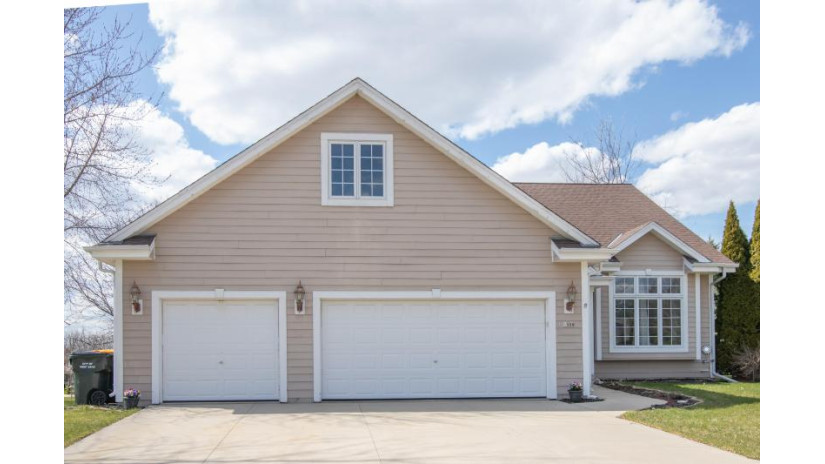 1404 Carriage Dr West Bend, WI 53095 by Coldwell Banker Realty $409,900