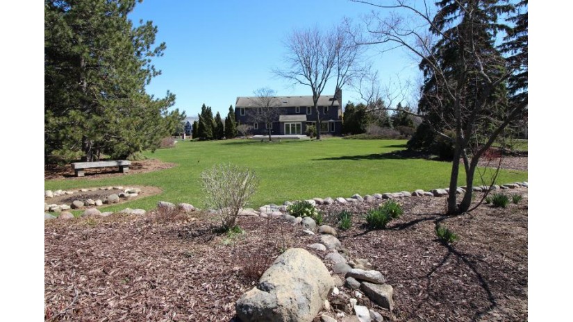 4625 Shagbark Ln Brookfield, WI 53005 by Lannon Stone Realty LLC $647,000