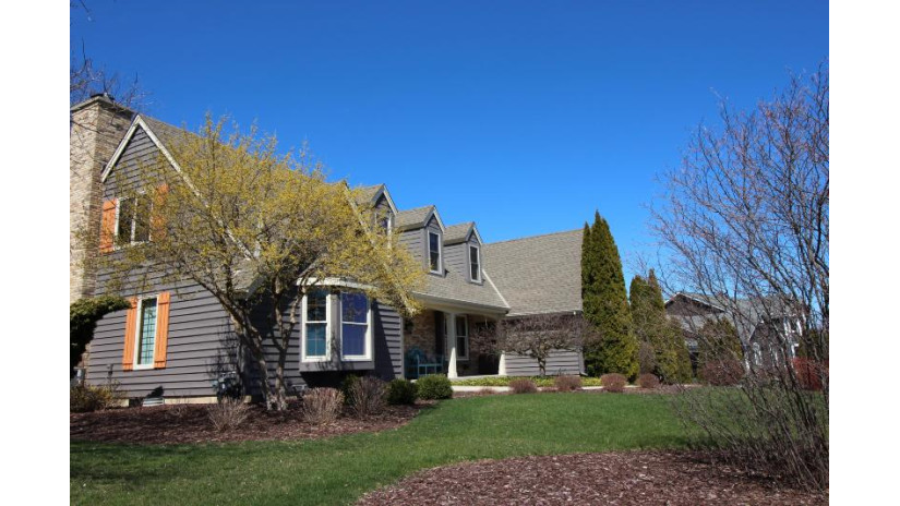 4625 Shagbark Ln Brookfield, WI 53005 by Lannon Stone Realty LLC $647,000