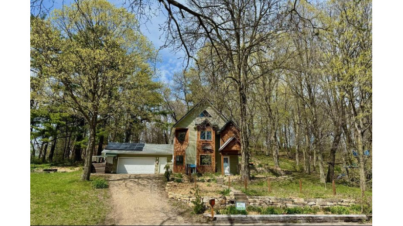 247 5th Ave Viroqua, WI 54665 by La Crosse by Owner, LLC $395,000