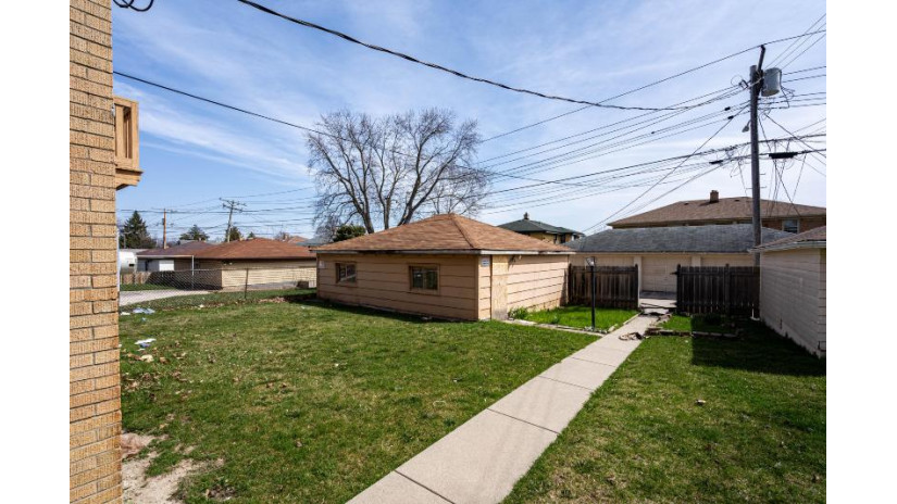 4078 N 61st St 4080 Milwaukee, WI 53216 by The Stefaniak Group, LLC $189,900