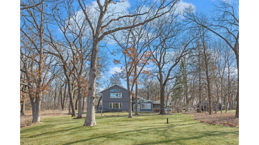 929 N Genesee Woods Dr Summit, WI 53066 by Compass RE WI-Lake Country $998,000