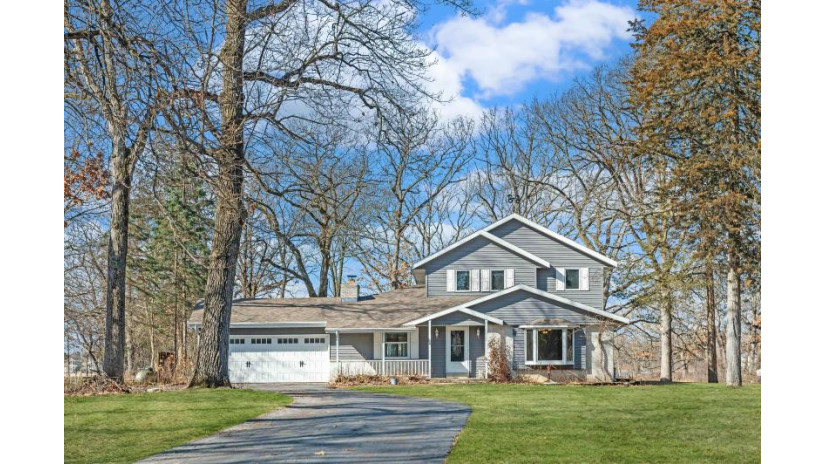 929 N Genesee Woods Dr Summit, WI 53066 by Compass RE WI-Lake Country $998,000