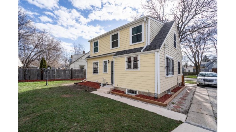 4219 N 38th St Milwaukee, WI 53216 by Lannon Stone Realty LLC $214,900