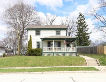 122 Mill St, Sheboygan Falls, WI 53085