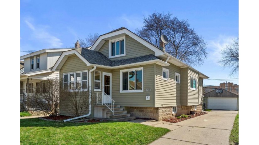 1432 S 94th St West Allis, WI 53214 by Keller Williams Realty-Milwaukee Southwest - 262-599-8980 $220,000