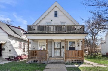 3834 N Port Washington Ave A, Milwaukee, WI 53212-1151