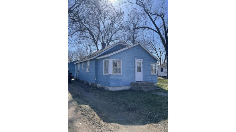 628 Garrison Ave Nekoosa, WI 54457 by Homestead Advisors $79,900