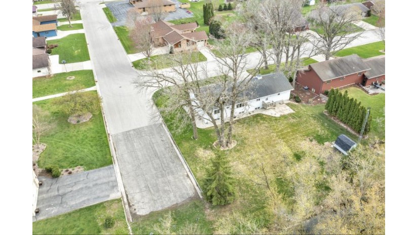 402 E North St Brownsville, WI 53006 by Birchwood Properties LLC $299,999