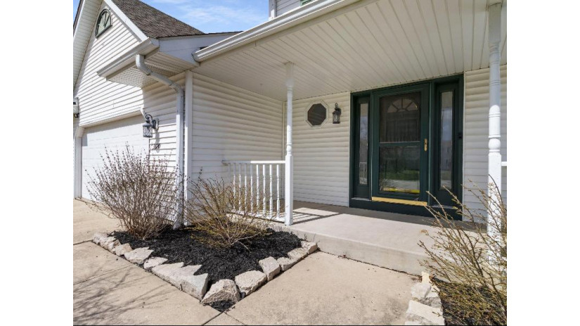 3320 122nd St Pleasant Prairie, WI 53158 by Keller Williams Realty-Milwaukee Southwest - 262-599-8980 $450,000