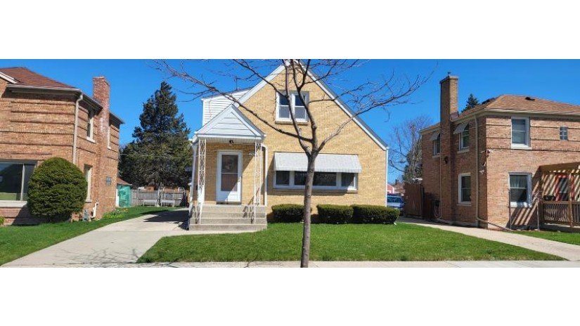 2408 Mitchell St Racine, WI 53403 by Berkshire Hathaway HomeServices Metro Realty-Racin $275,000