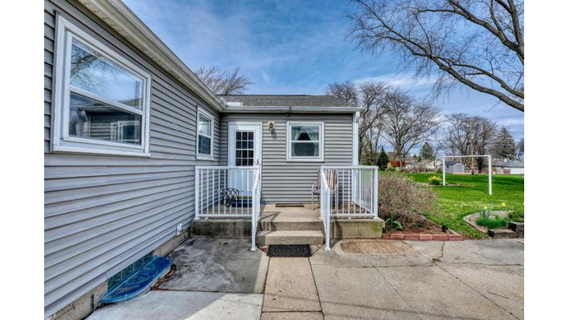 4534 N 101st St Wauwatosa, WI 53225 by The Wisconsin Real Estate Group $369,900