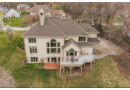 685 Talon Trl, Brookfield, WI 53045 by RE/MAX Lakeside-West $1,380,000